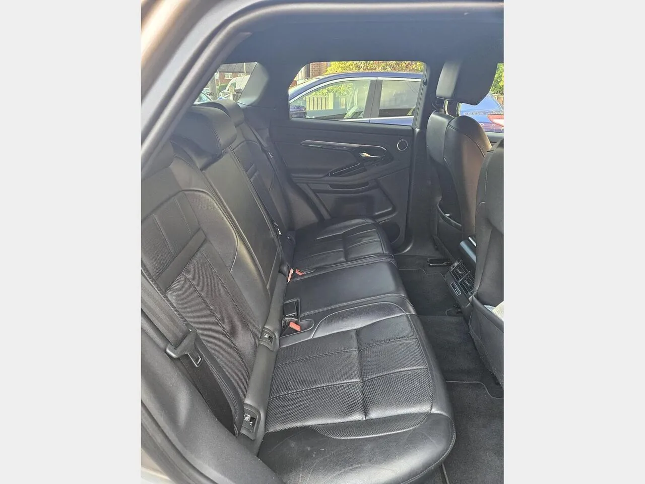 Land Rover Range Rover Evoque 2021 photo 4