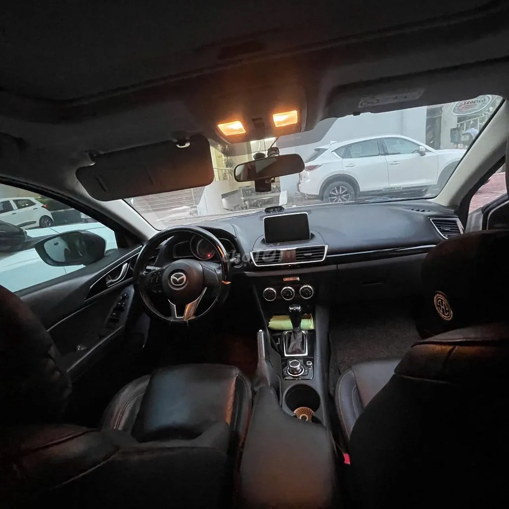 Mazda 3 2016 photo 3