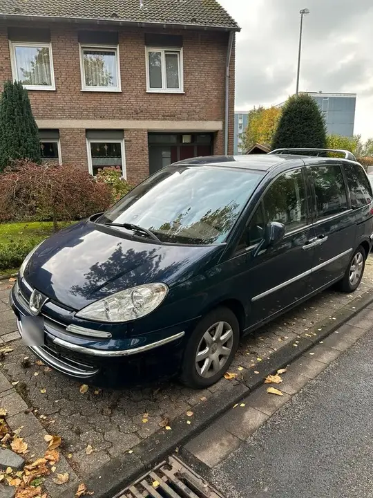 Peugeot 807