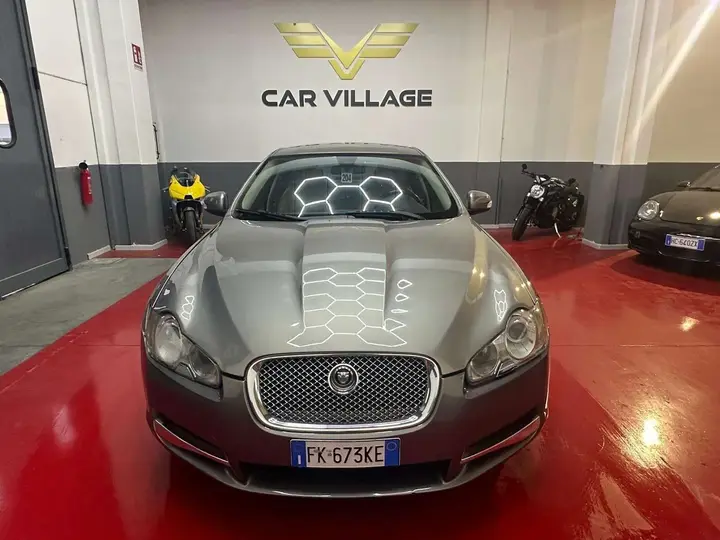 Jaguar Xf 2008 photo 3