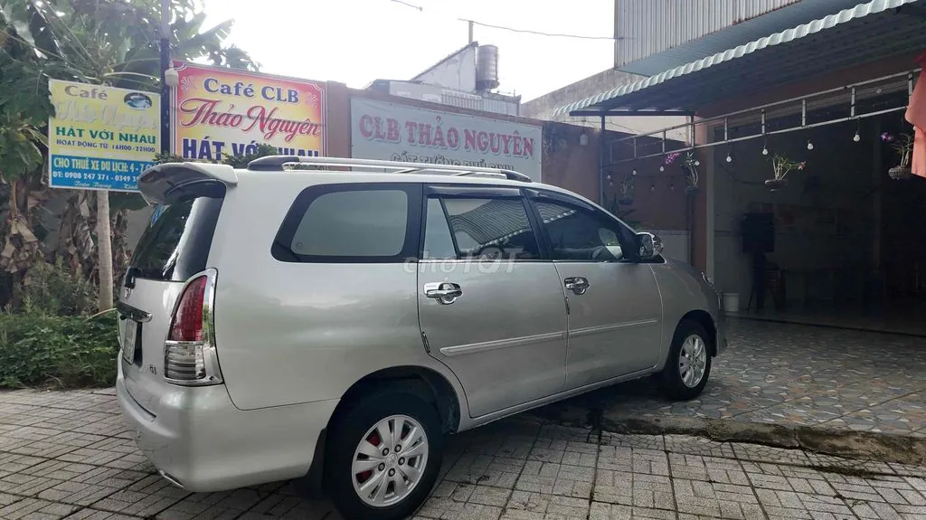 Toyota Innova 2009 photo 3