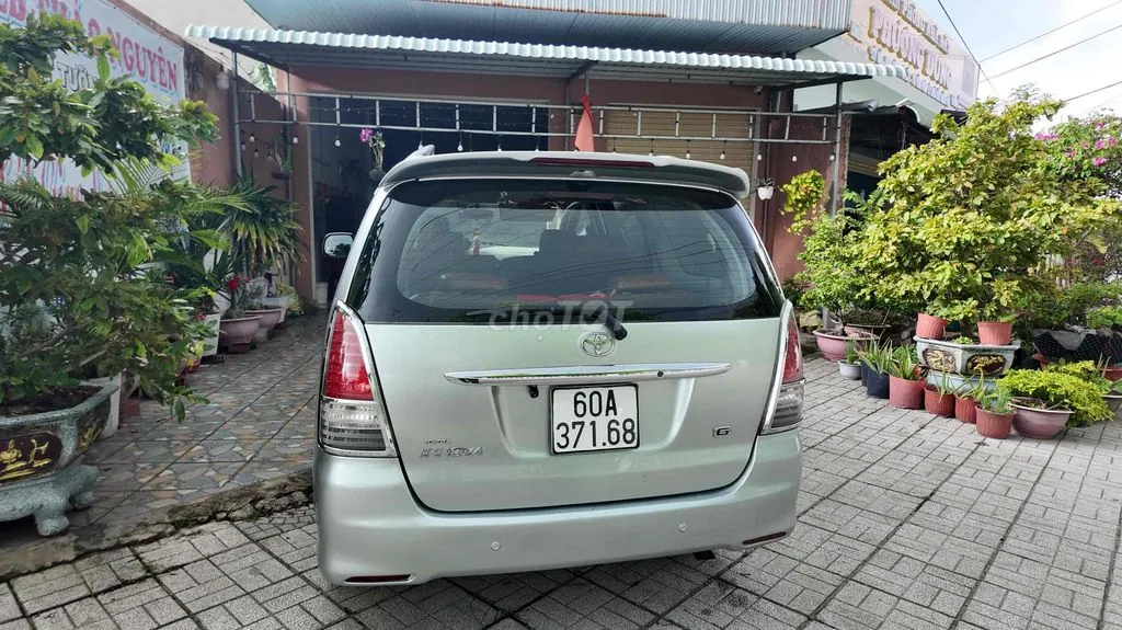 Toyota Innova 2009 photo 4