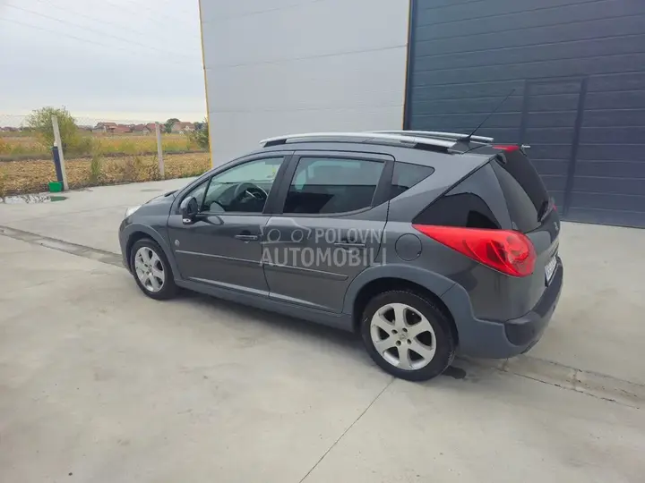 Peugeot 207 2007 photo 4