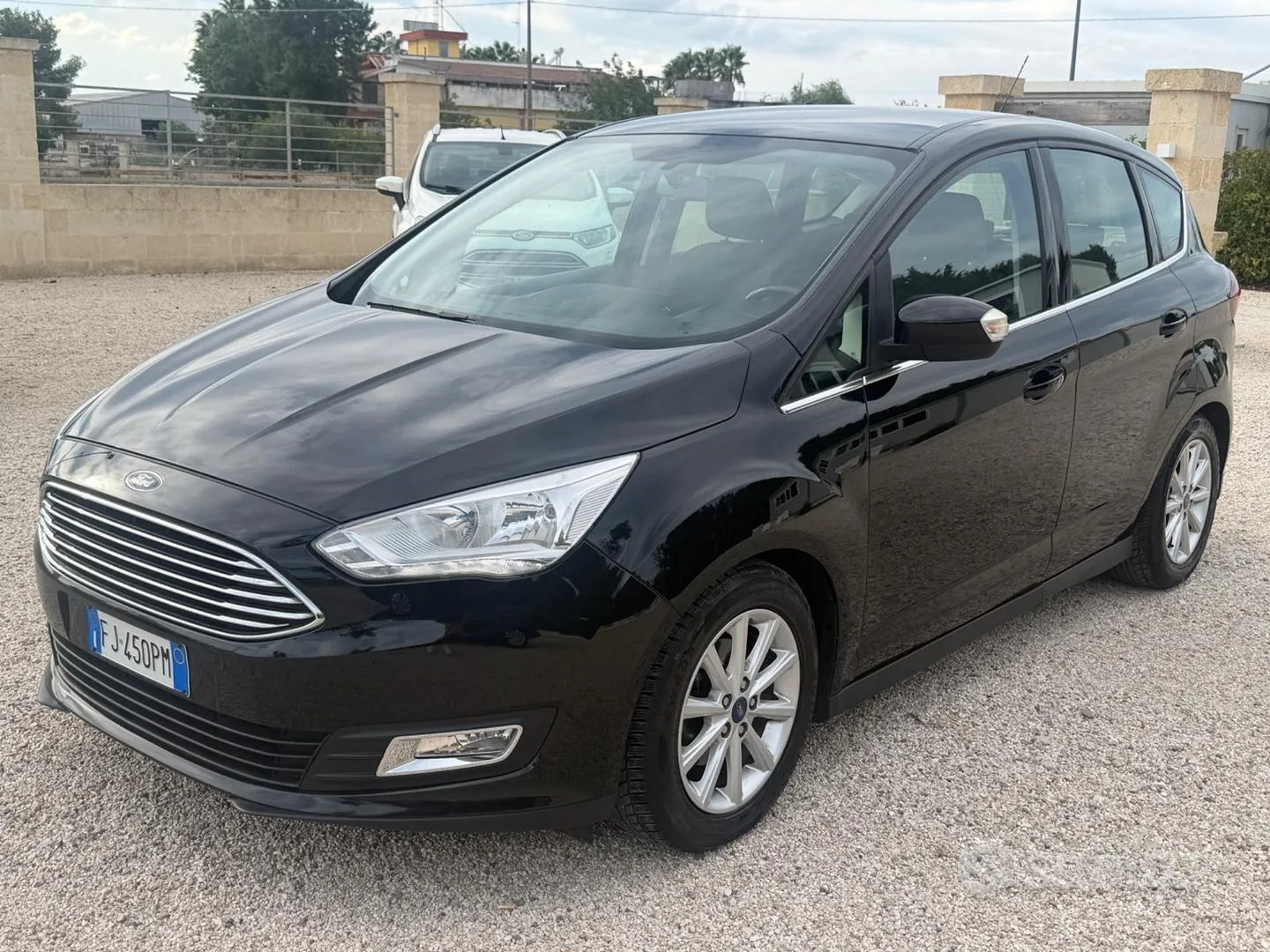 Ford C-Max 2017 photo 4