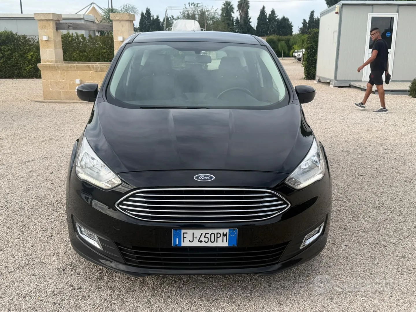 Ford C-Max 2017 photo 2