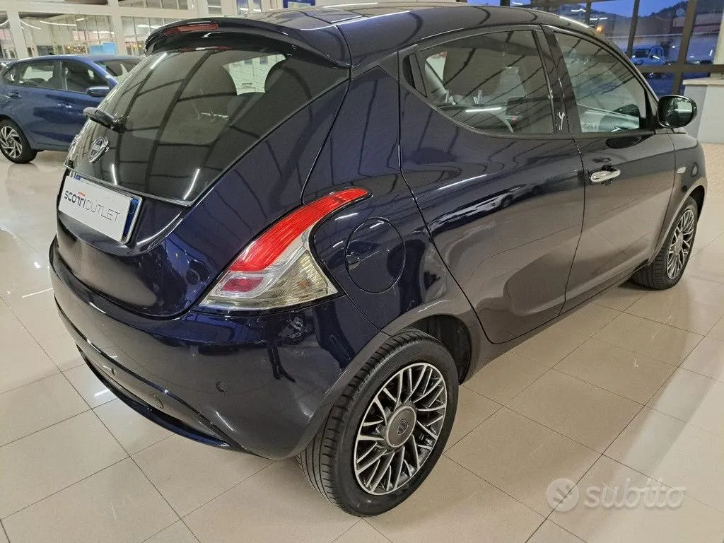 Lancia Ypsilon 2016 photo 4