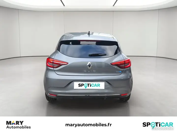 Renault Clio 2022 photo 4