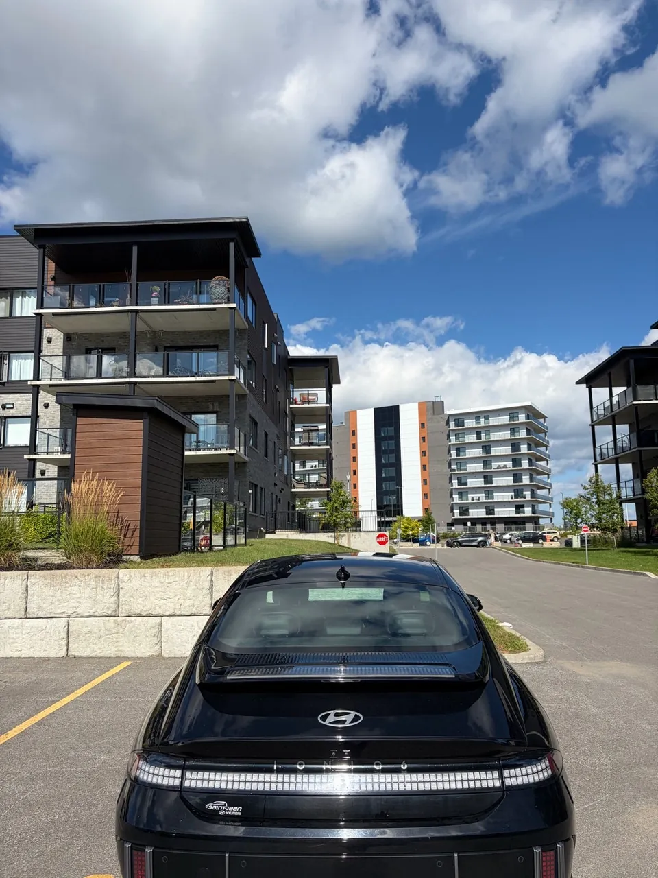 Hyundai Ioniq 6 2023 photo 2