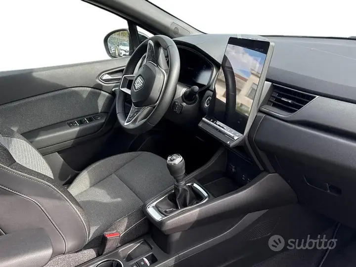 Renault Captur 2025 photo 3