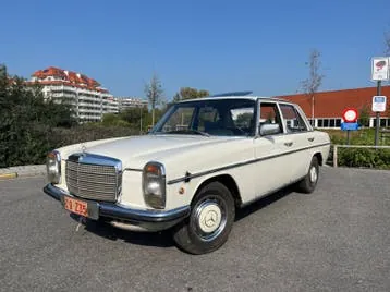 Mercedes-Benz W115