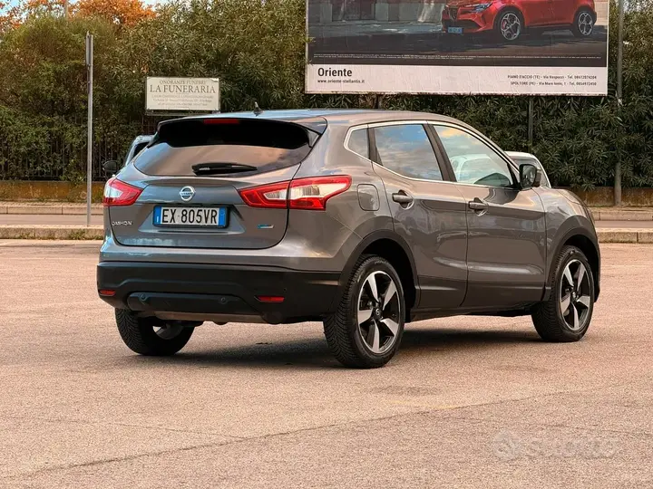 Nissan Qashqai 2015 photo 2