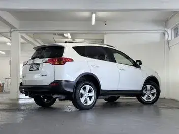 Toyota Rav4 2014 photo 4
