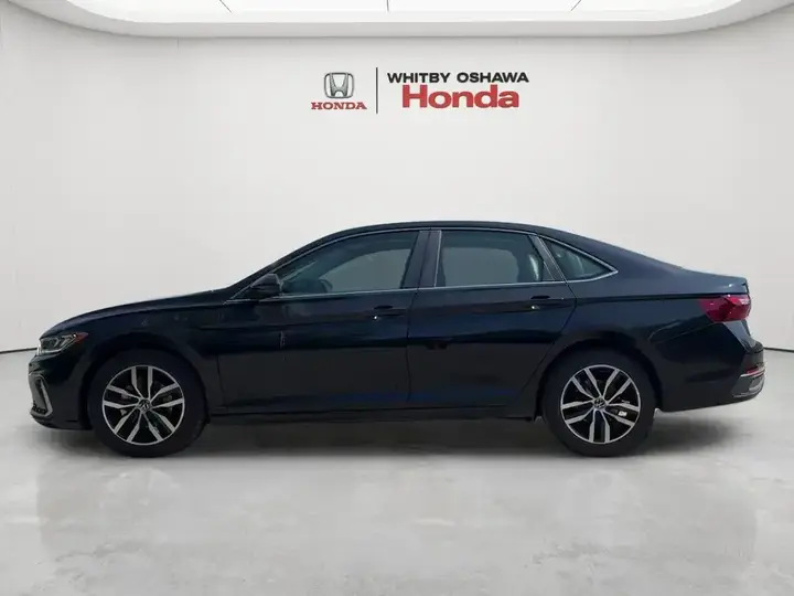 Volkswagen Jetta 2025 photo 3
