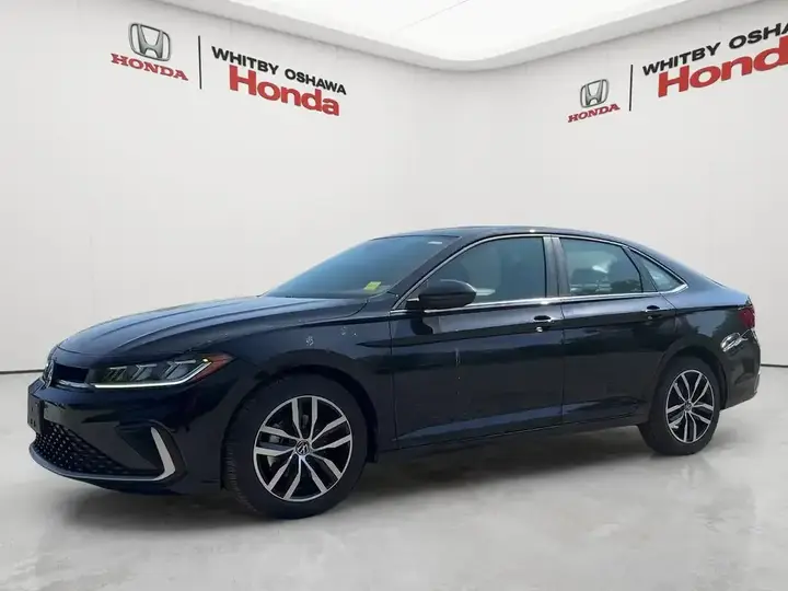 Volkswagen Jetta 2025 photo 2