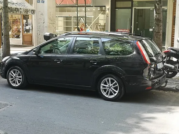 Ford Focus 2011 photo 3