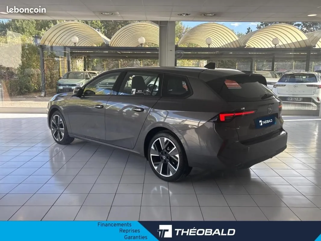 Opel Astra 2026 photo 3