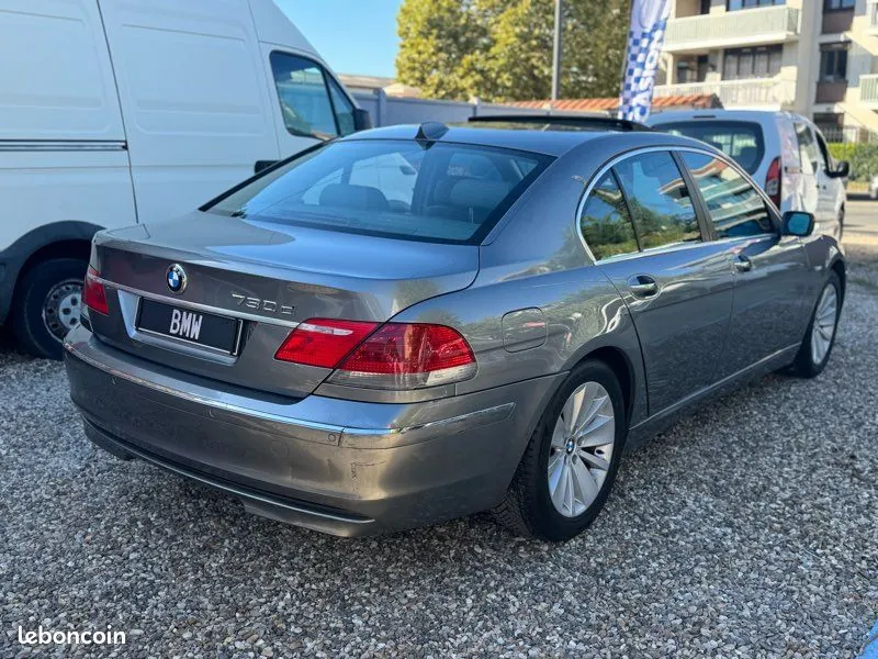 BMW 7 Series 2006 photo 2