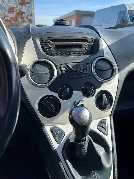 Ford Ka 2012 photo 4
