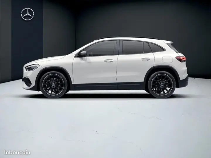 Mercedes-Benz Gla 200 D Amg Line 2023 photo 2