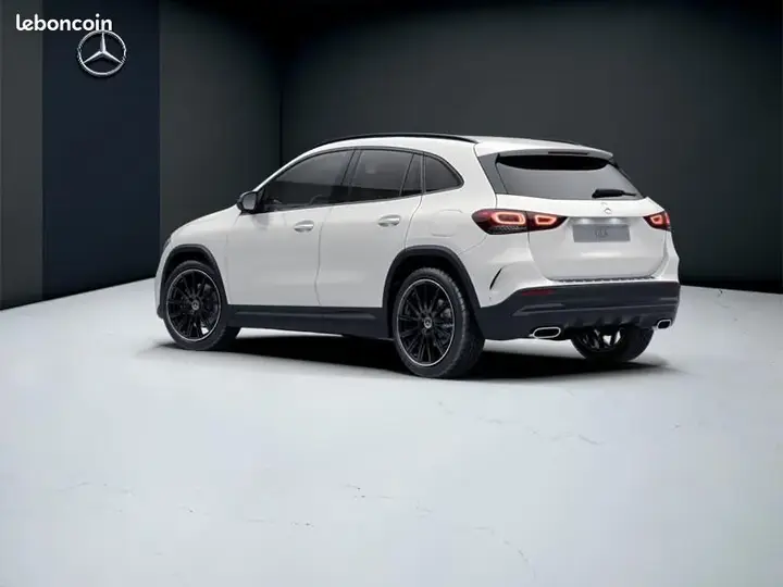 Mercedes-Benz Gla 200 D Amg Line 2023 photo 3