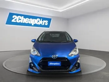 Toyota Aqua 2015 photo 3