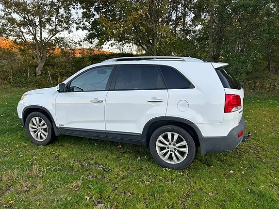 Kia Sorento 2011 photo 4