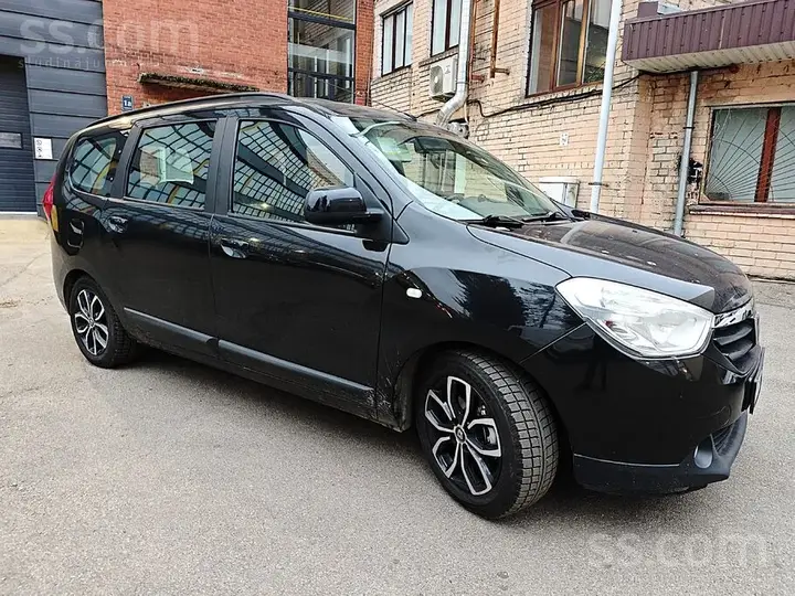 Dacia Lodgy 2013 photo 5