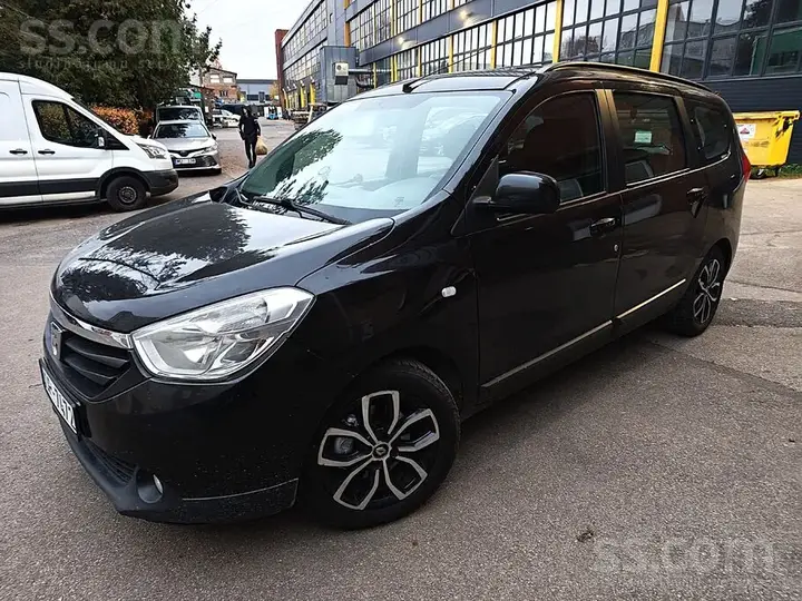 Dacia Lodgy 2013 photo 2