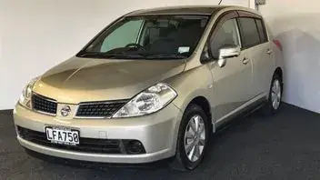 Nissan Tiida 2004 photo 4