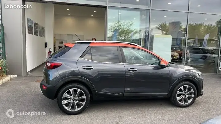Kia Stonic 2018 photo 4