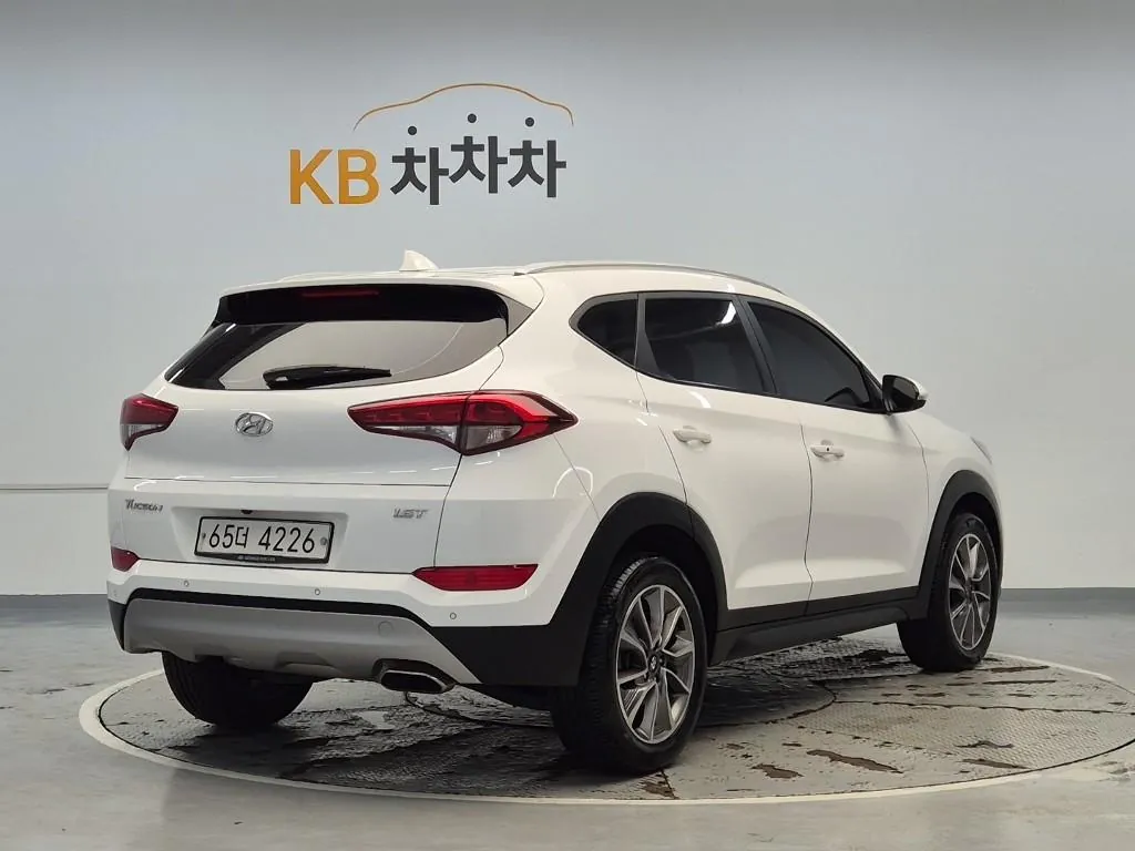 Hyundai Tucson 2018 photo 3