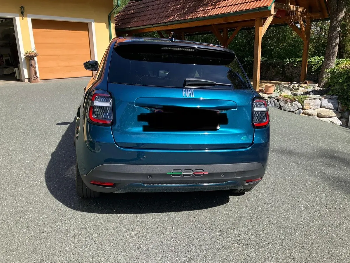 Fiat 600E 2024 photo 2