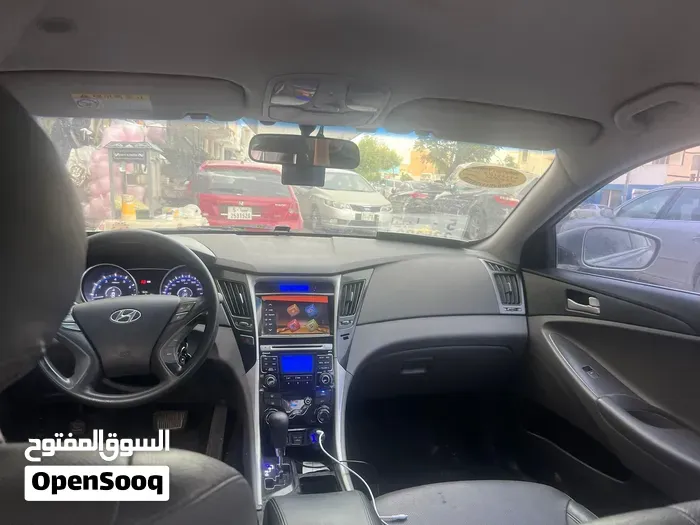 Hyundai Sonata 2012 photo 2