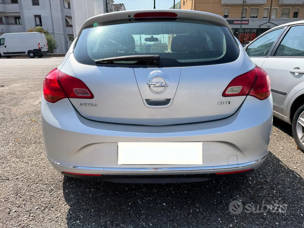 Opel Astra 2013 photo 5