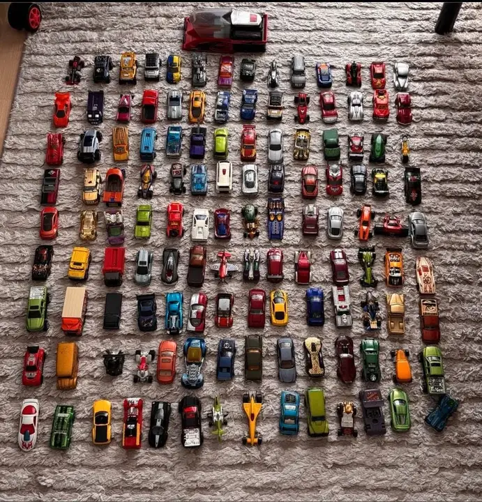 Hot Wheels 126