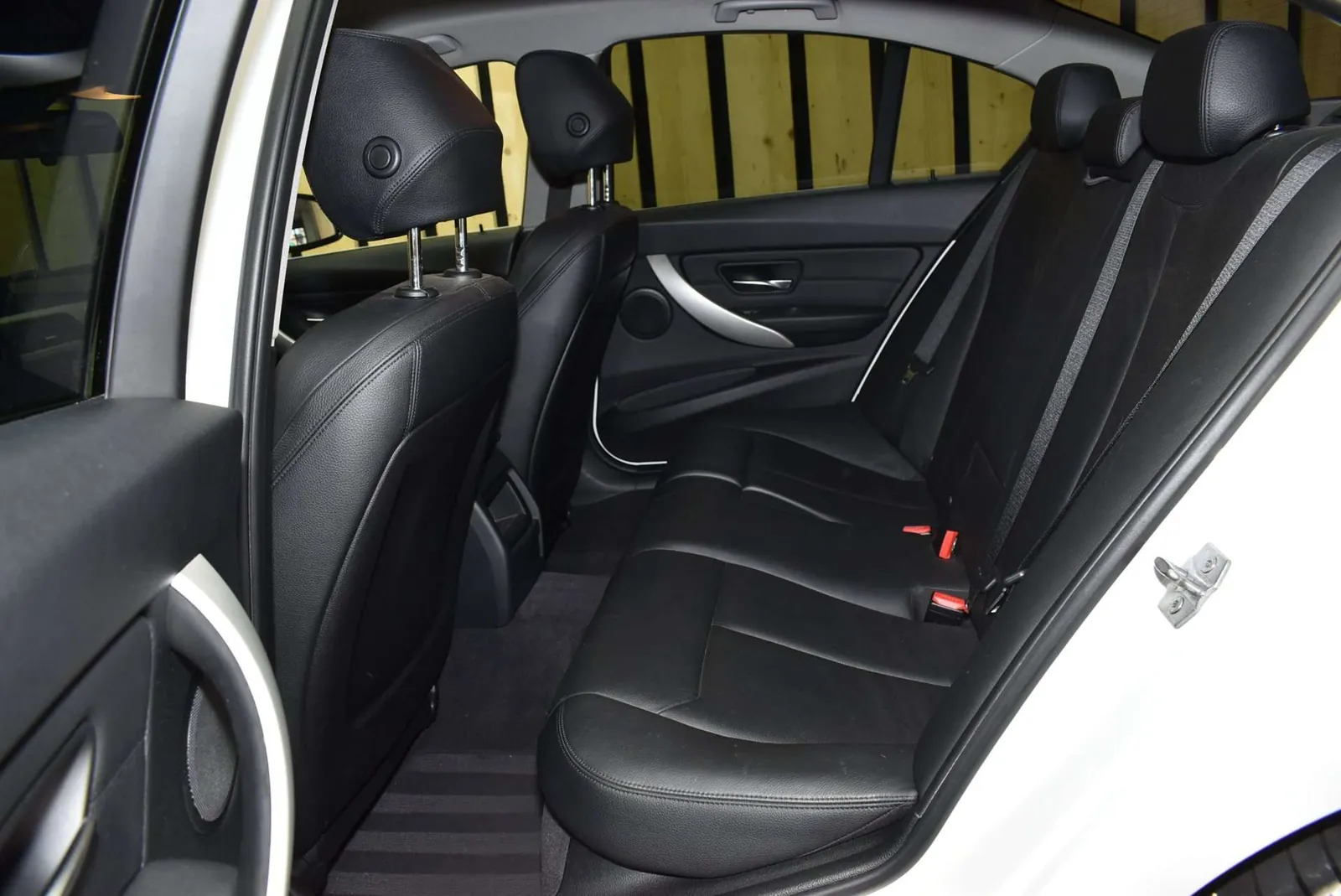 BMW 320I 2013 photo 5