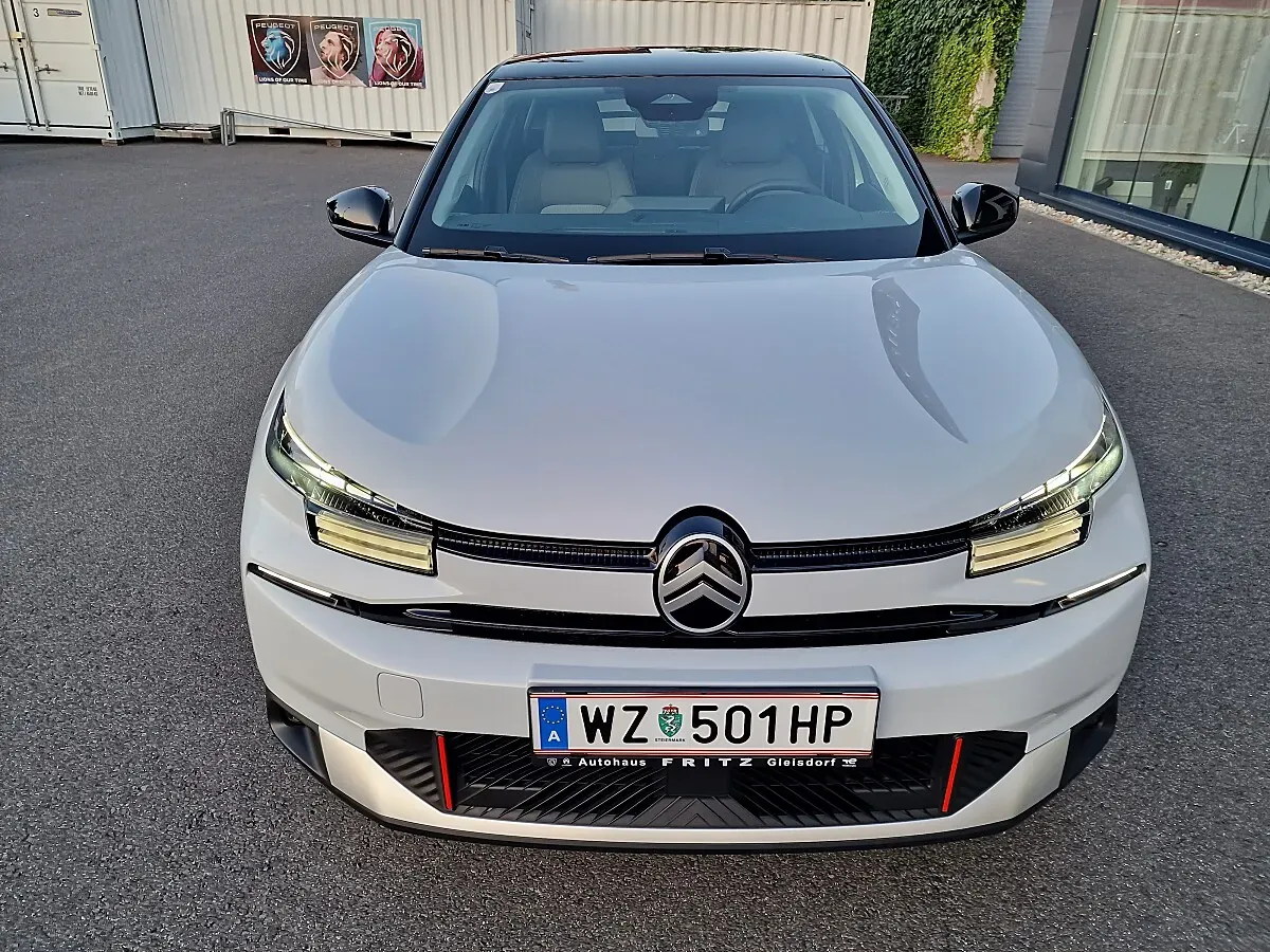 Citroen C4 2026 photo 3