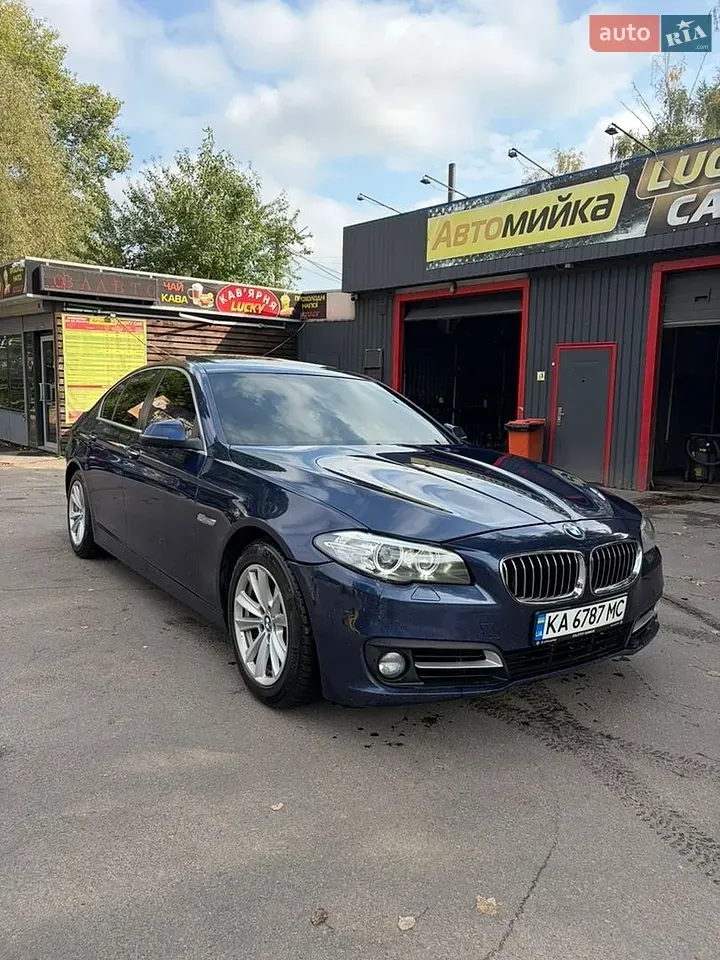 BMW 5 Series 2015 photo 3