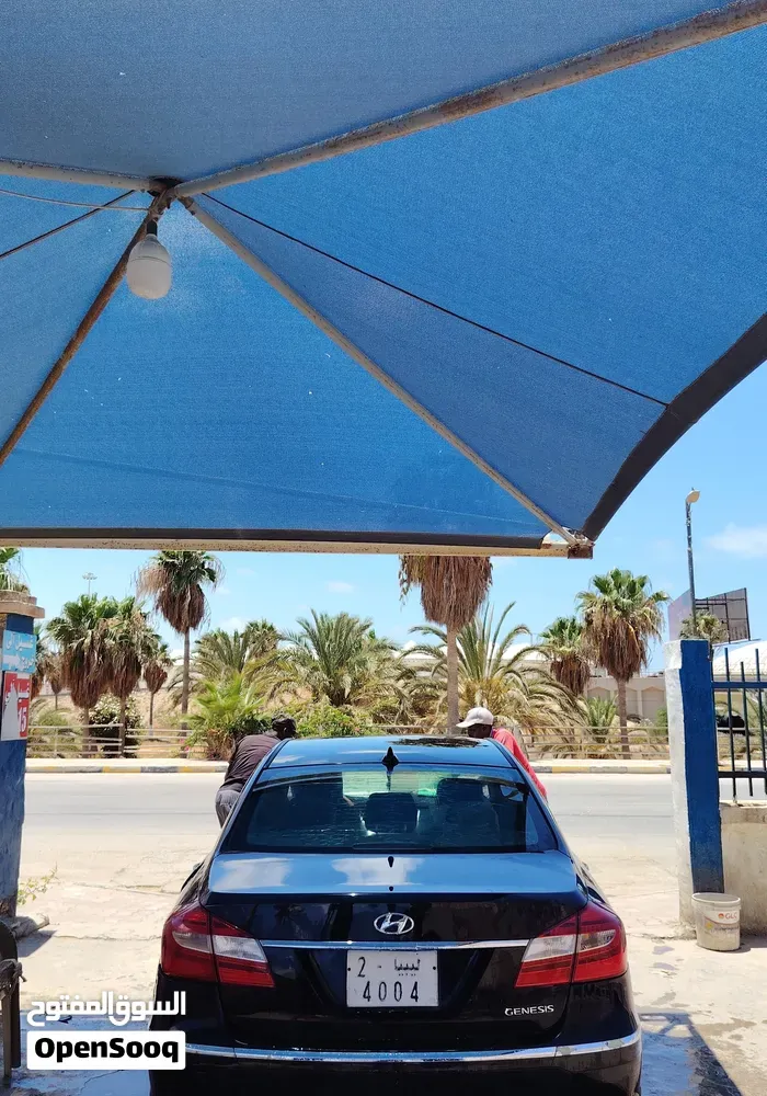 Genesis G70 2013 photo 2
