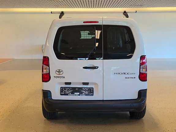Toyota Proace City 2023 photo 4