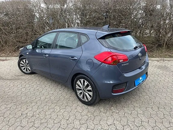 Kia Ceed 2018 photo 3