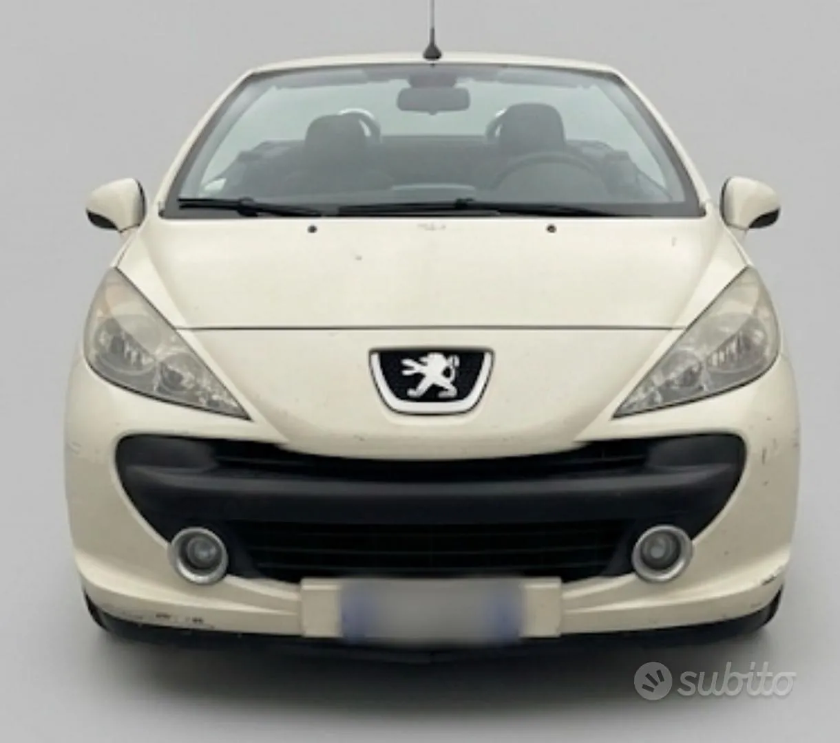 Peugeot 207 2008 photo 2