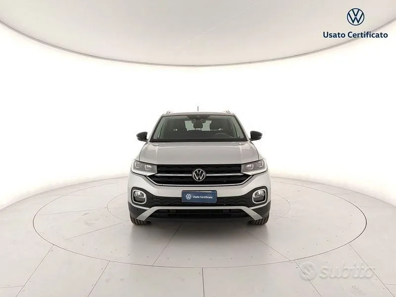 Volkswagen T-Cross 2023 photo 2