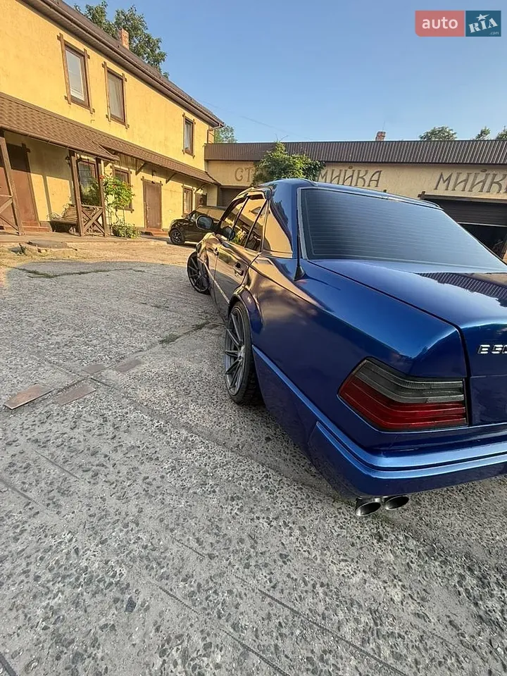 Mercedes-Benz E-Class 1994 photo 5