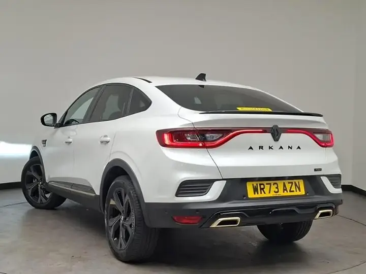 Renault Arkana 2023 photo 2