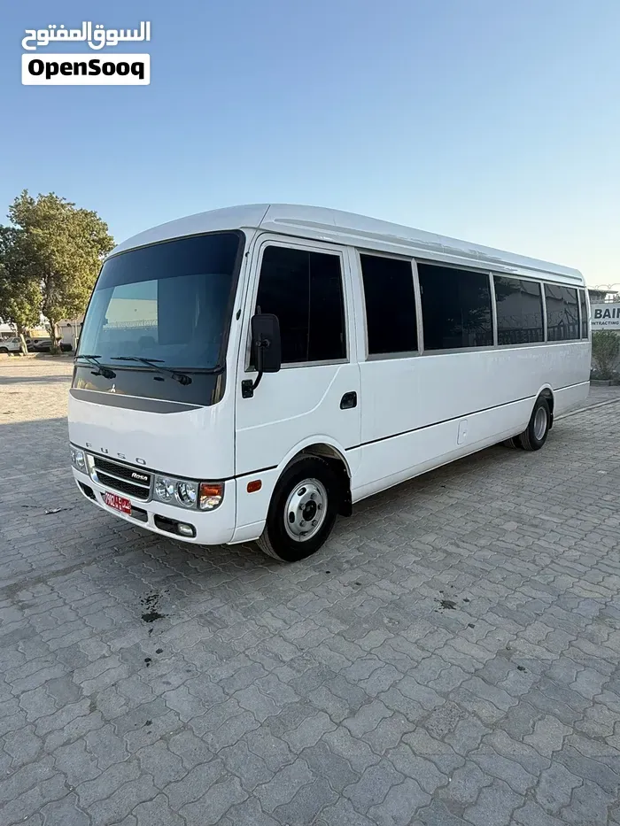 Mitsubishi Fuso Rosa 2016 photo 3
