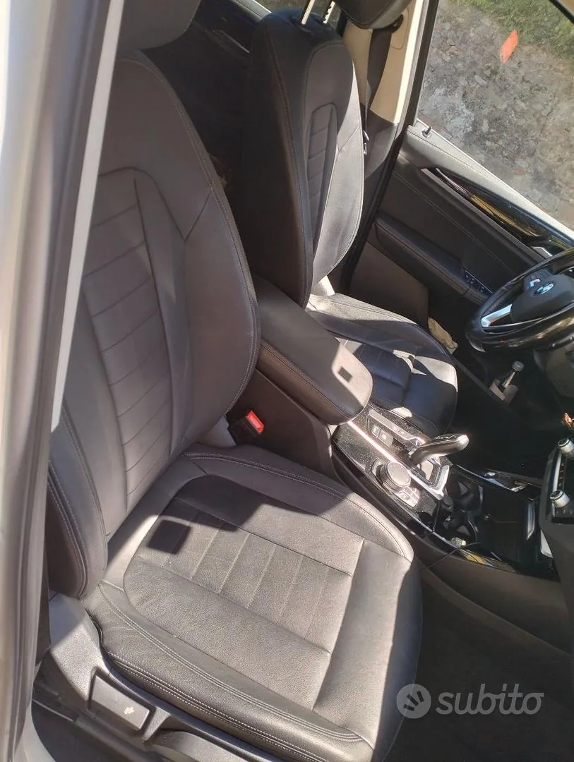 BMW X3 2019 photo 2