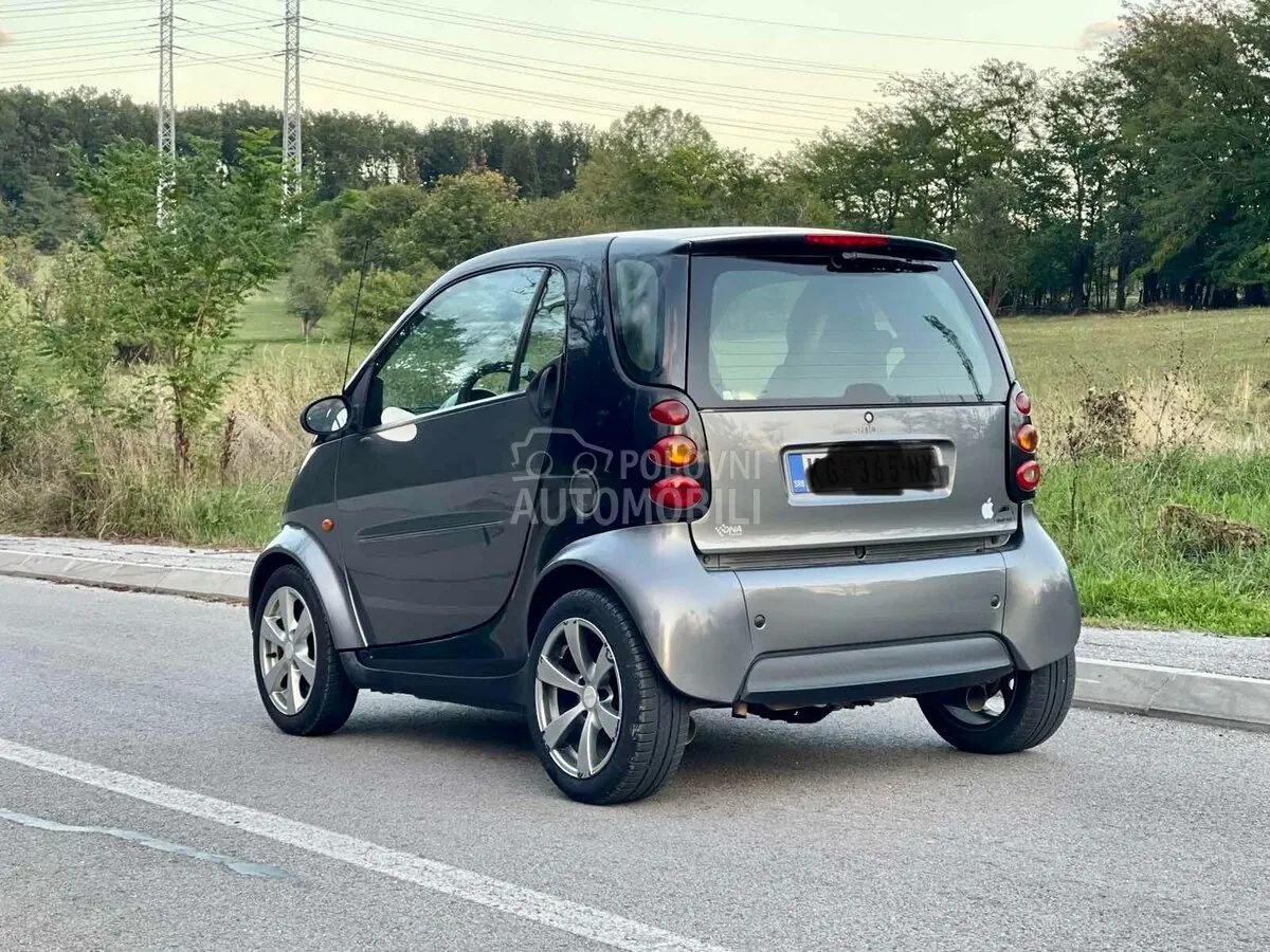 Smart Fortwo 2003 photo 2