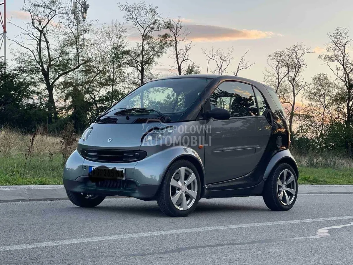 Smart Fortwo 2003 photo 3