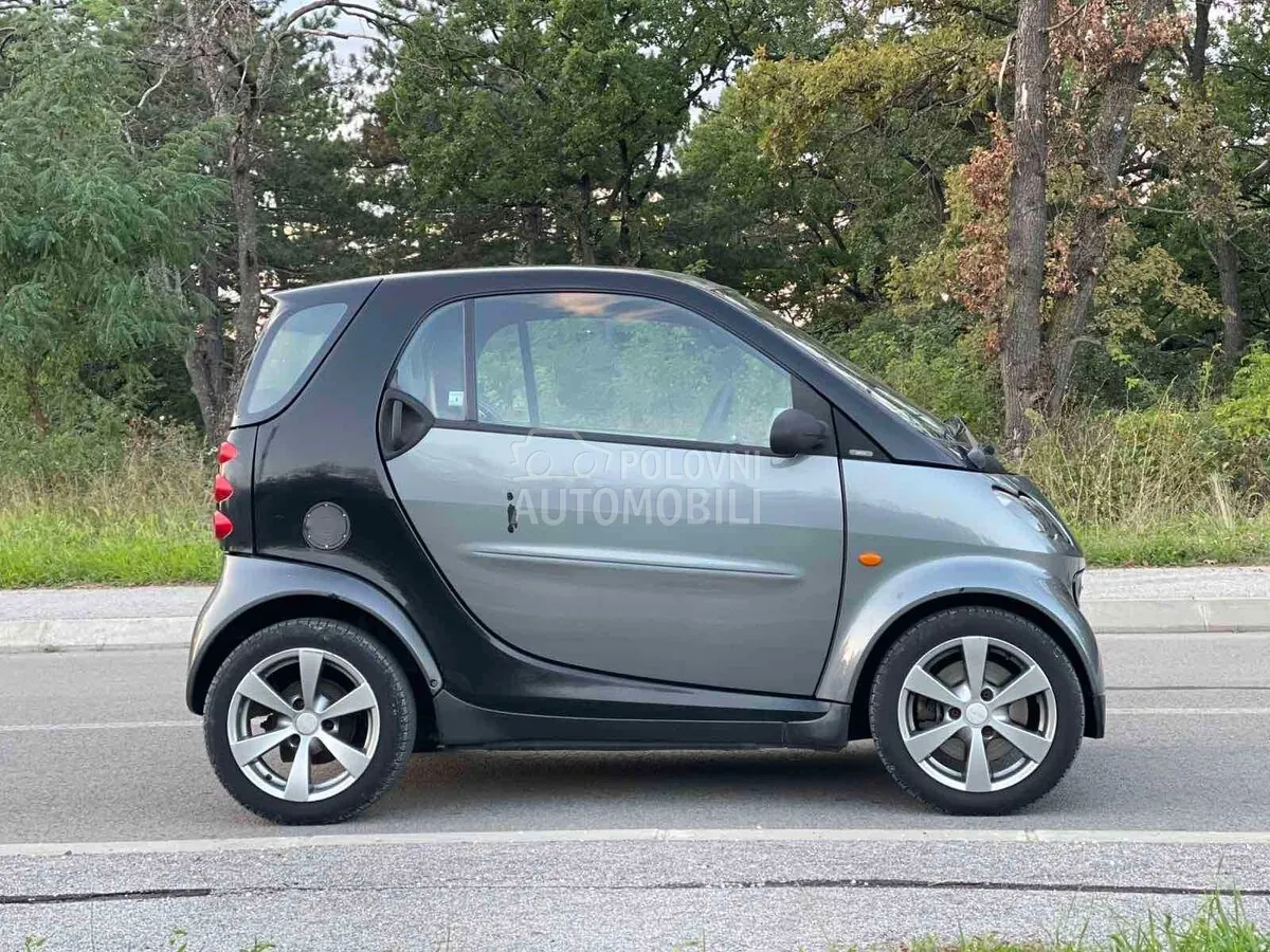 Smart Fortwo 2003 photo 4